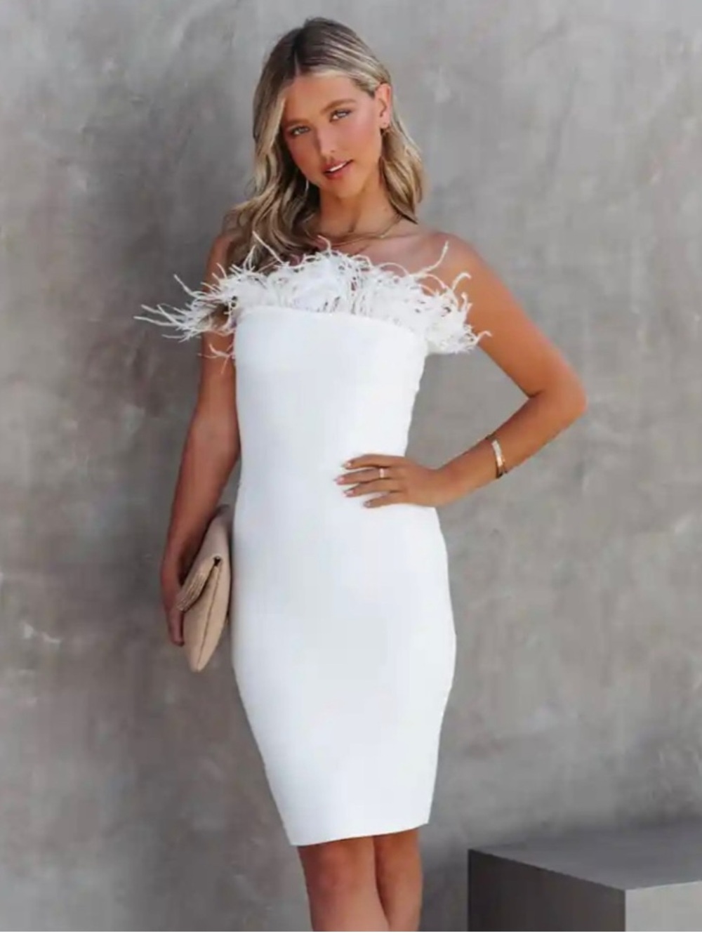 NWT‎ OLIA SIZE M Showstopper Feather Strapless Bodycon Midi Dress WHITE